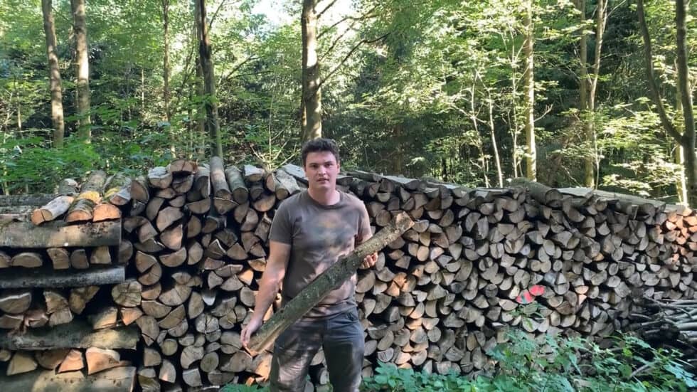 waldgeschichten-video-wald-app-brennholz-produktion-erklaert-von-maximilian