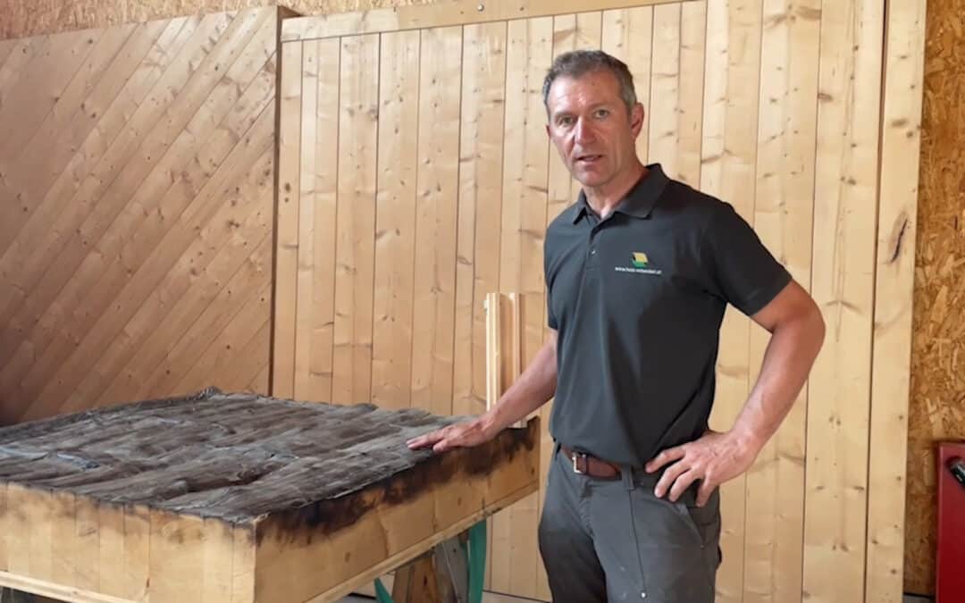 Holz hält den Flammen lange stand