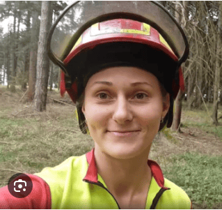 Der kleine Igel und die rote Mütze als Kinderbuch für den Wald