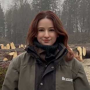Forstberaterin Johanna Köck ist Waldgeschichten-Botschafterin